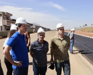 daniel-vilela-vistoria-obras-do-autodromo-de-goiania-para-retorno-do-motogp