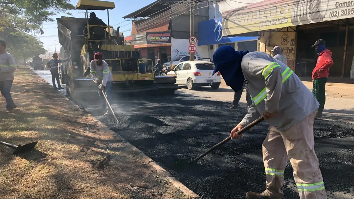 Aeroporto de Goiânia alerta para obras na região do terminal