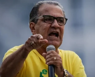 silas-malafaia-em-ato-na-avenida-paulista-em-defesa-de-jair-bolsonaro-em-25-de-fevereiro-de-2024-1724782105476_v2_900x506