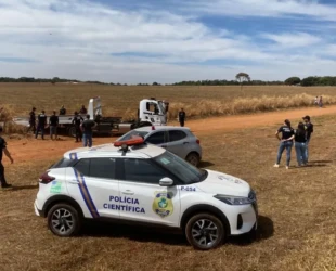 Acidente na GO-330 deixa dois policiais mortos e dois feridos