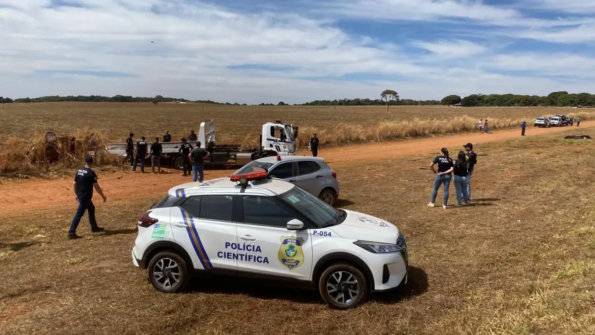 Acidente na GO-330 deixa dois policiais mortos e dois feridos