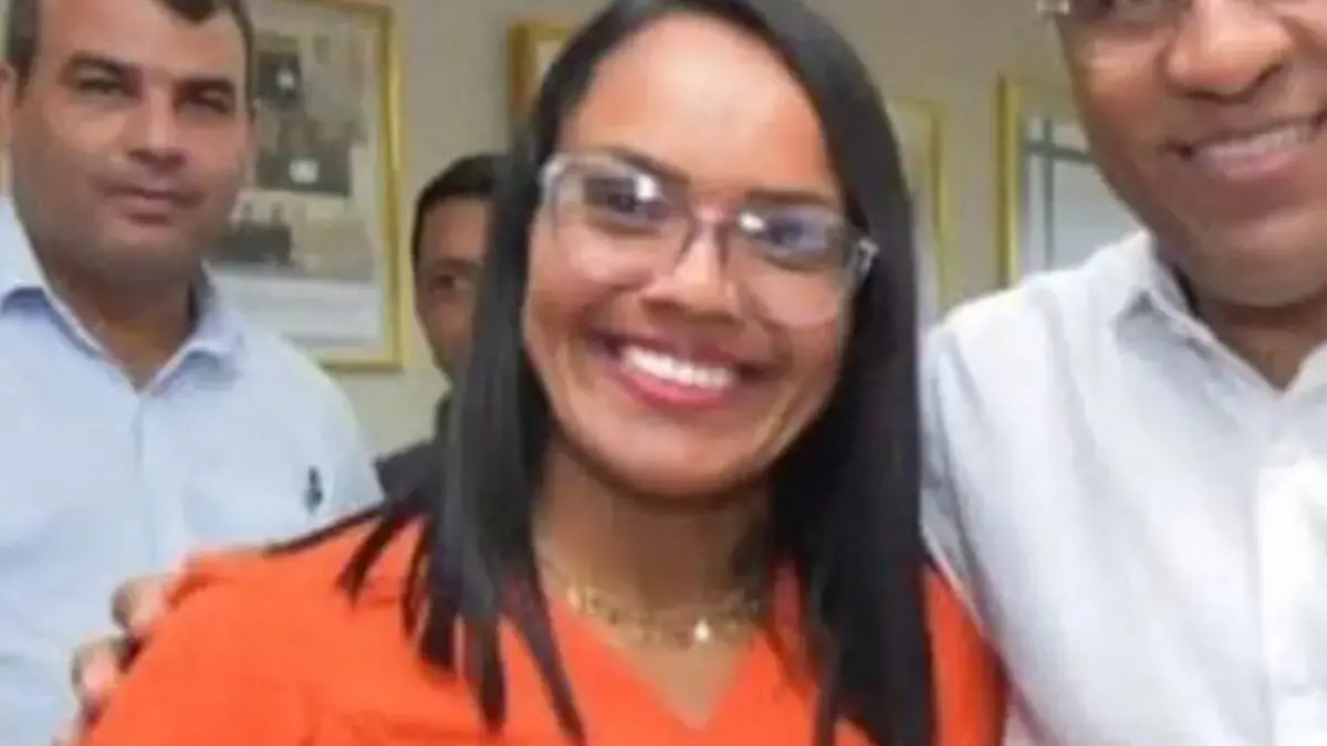 Justiça mantém prisão servidora acusada de usar dinheiro público de Goiânia para ‘bruxaria’