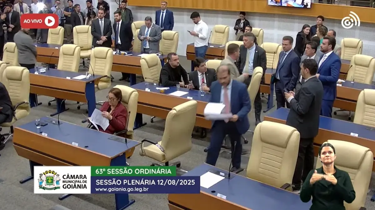 Câmara de Goiânia recebe requerimento da CEI Limpa Gyn na volta do recesso
