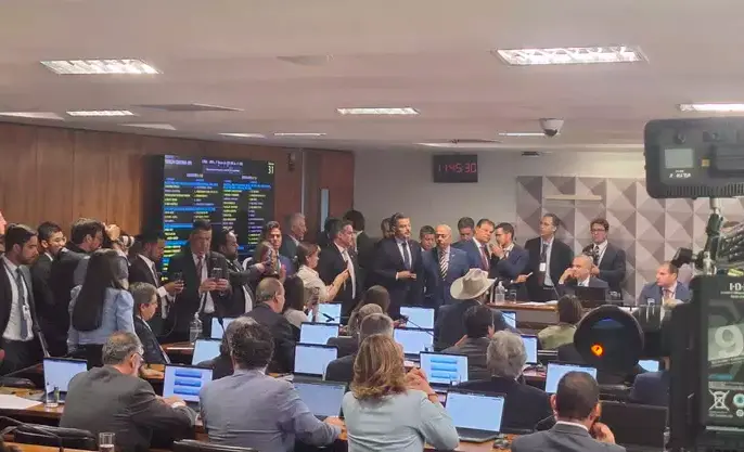 Captura de Tela 2025-08-20 às 12.59.23