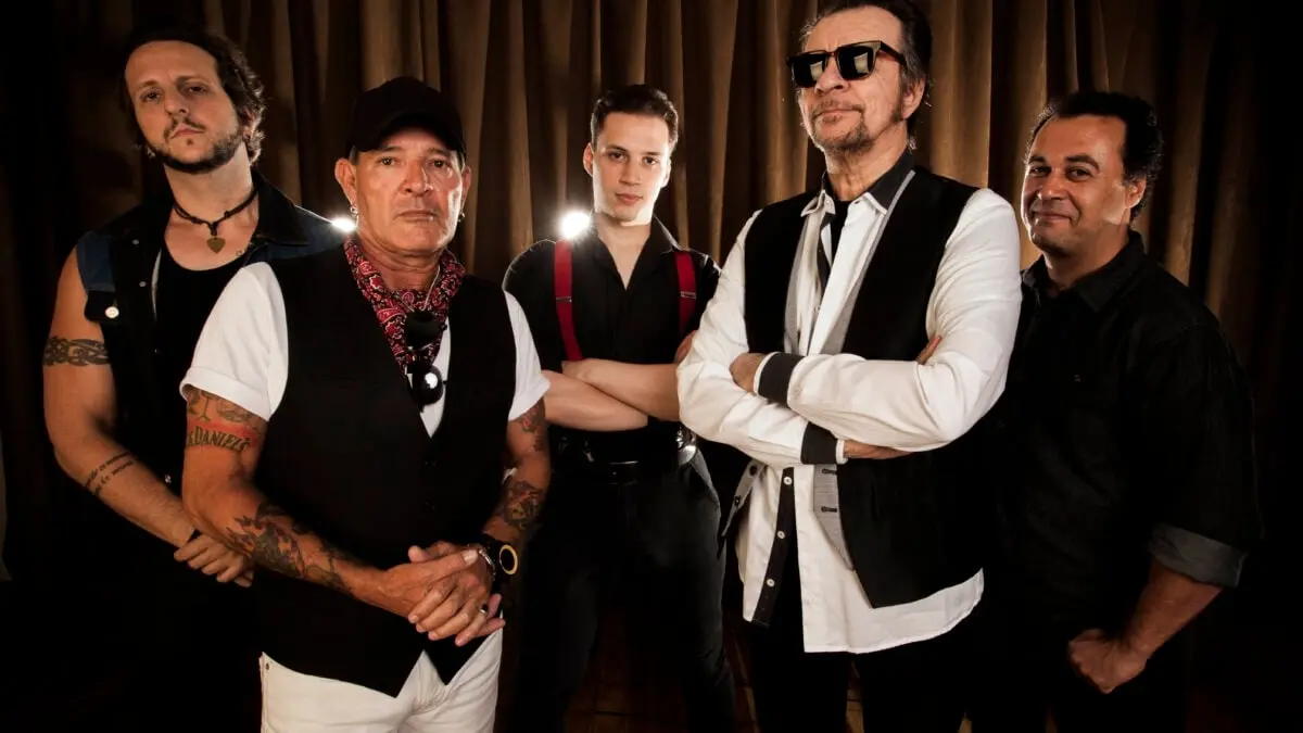 Banca Camisa de Vênus faz show em Goiânia com Plebe Rude e Acoustix