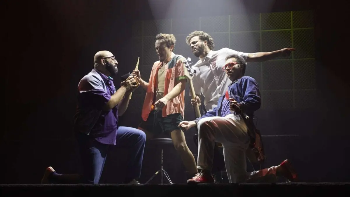 Musical que conta a história dos Paralamas do Sucesso terá três sessões em Goiânia