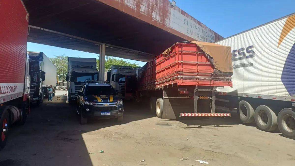 PRF prende dois homens que integravam quadrilha que furtava pneus de caminhões em Goiás