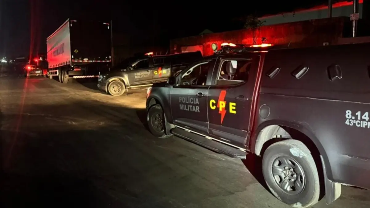 PM prende dupla e apreende duas toneladas de maconha em Aparecida de Goiânia
