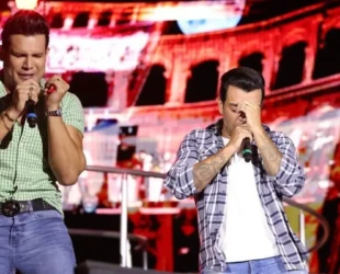 Israel Novaes e Thiago Brava gravam DVD em Goiânia com participações especiais