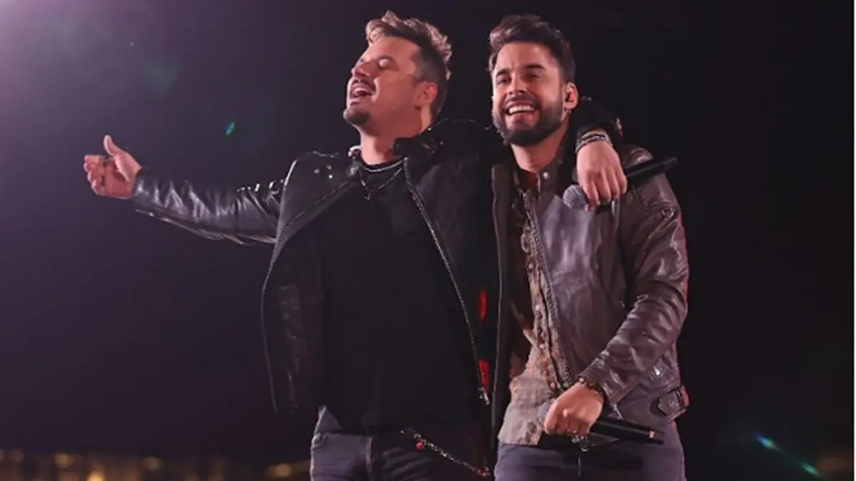 Clayton e Romário e convidados especiais fazem show em Goiânia
