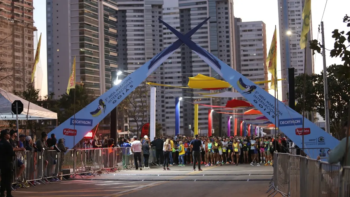 Goiânia recee sétima edição da Meia Maratona Internacional de Goiás
