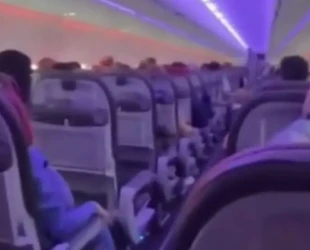 Granizo atinge avião durante voo e assusta passageiros
