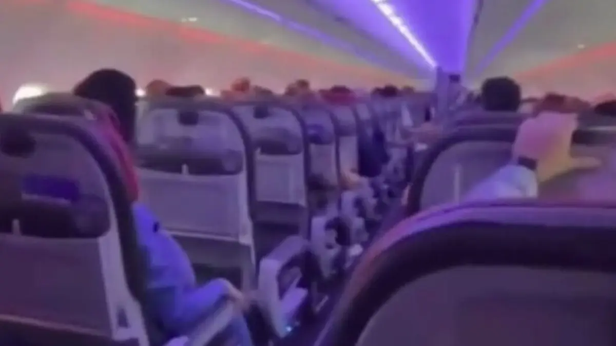 Granizo atinge avião durante voo e assusta passageiros