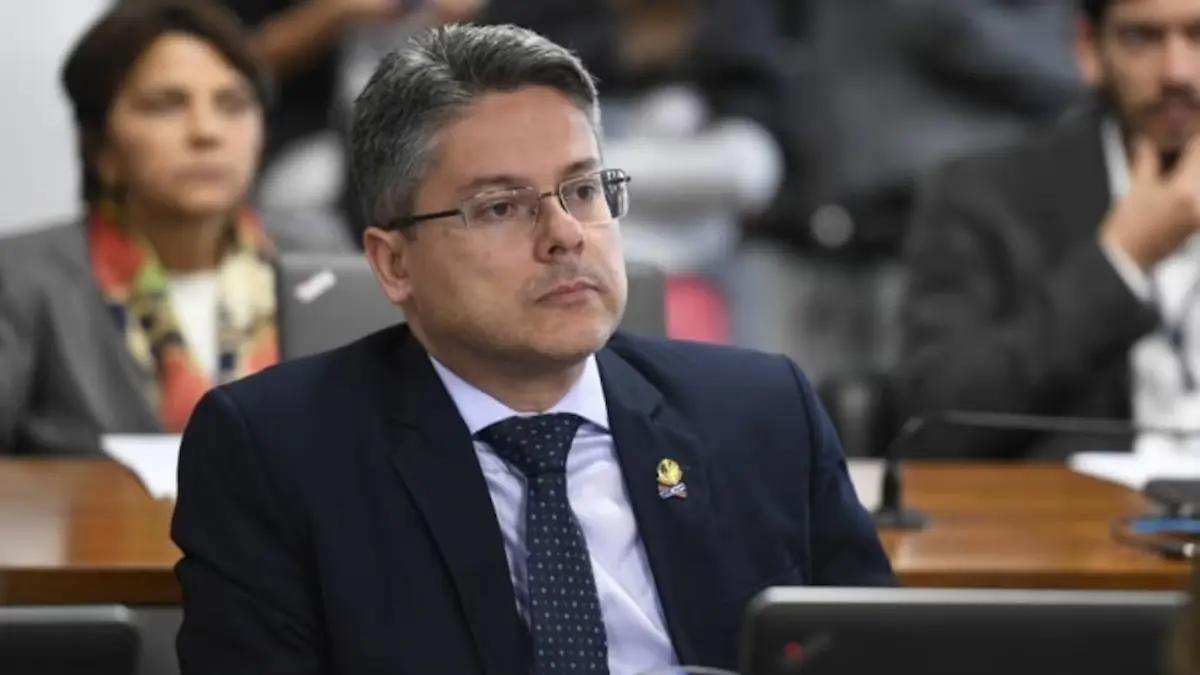 Relator da PEC da Blindagem no Senado diz que ela é um 'abrigo seguro para criminosos'
