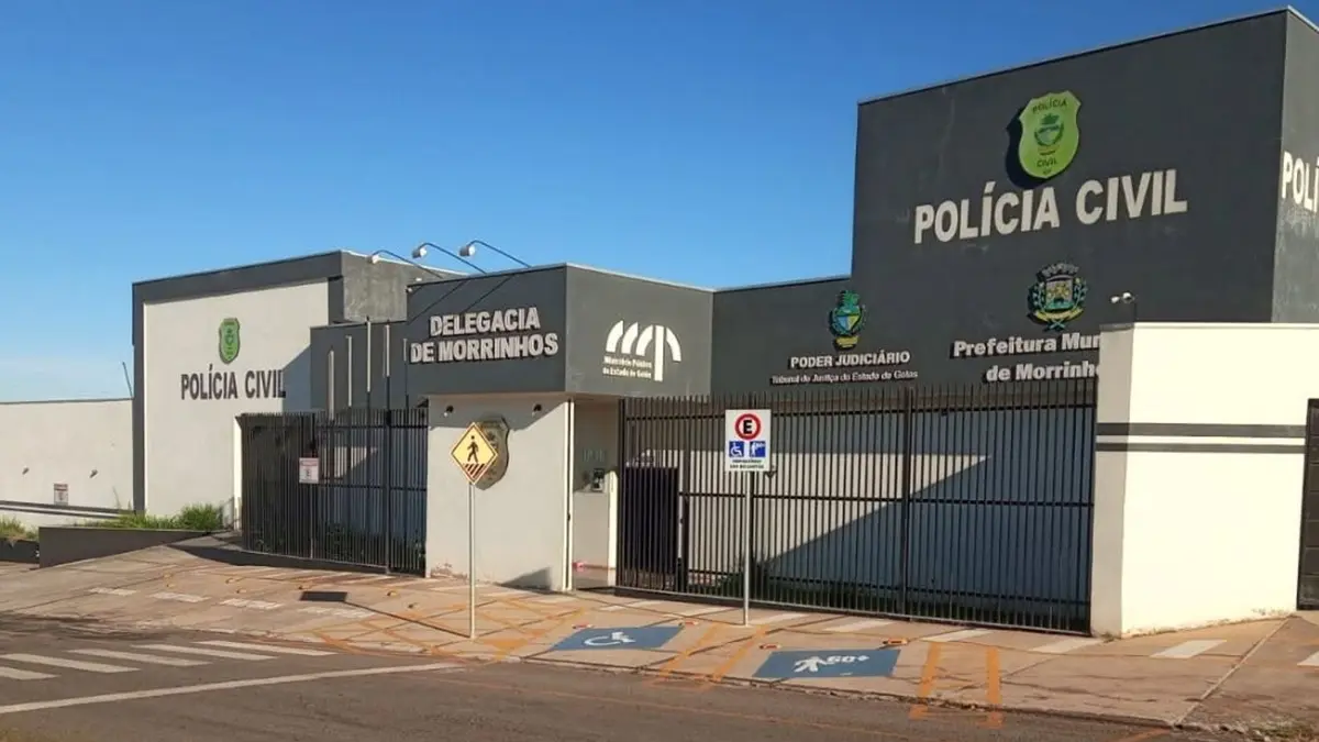 Homem que derrubou mulher com 'voadora' em praça de Morrinhos é preso