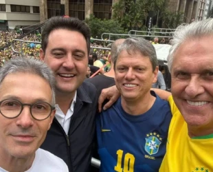Centrão trabalha nome de Ratinho, caso a família Bolsonaro inviabilize Tarcísio