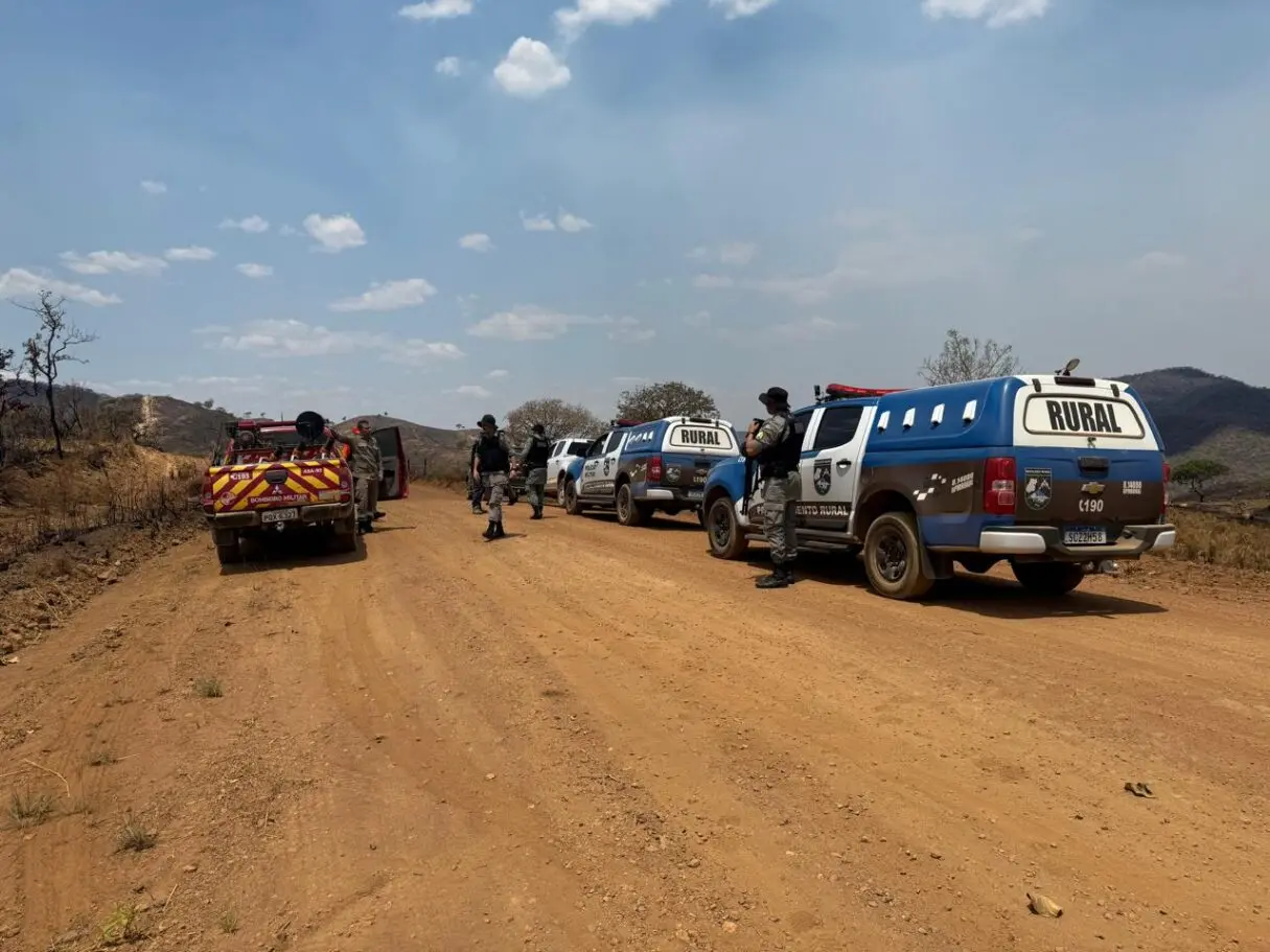 Operacao-da-Semad-sobre-incendios-na-Chapada-dos-Veadeiros_Semad-1215x911