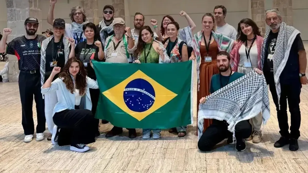 Brasileiros que estavam na flotilha interceptada por Israel são deportados para Jordânia