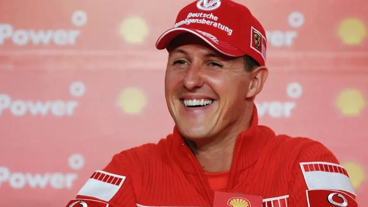 Jornalistas britânicos dizem como Michael Schumacher se comunica