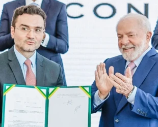Ministro do Turismo. Sabino diz que ficou "insustentável" permanecer no União Brasil
