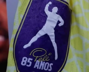 Seleção Brasileira faz homenagem a Pelé em jogo contra Coreia do Sul