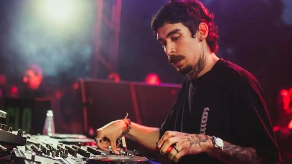 DJ Mochakk participa de festa de música eletrônica em Aparecida de Goiânia
