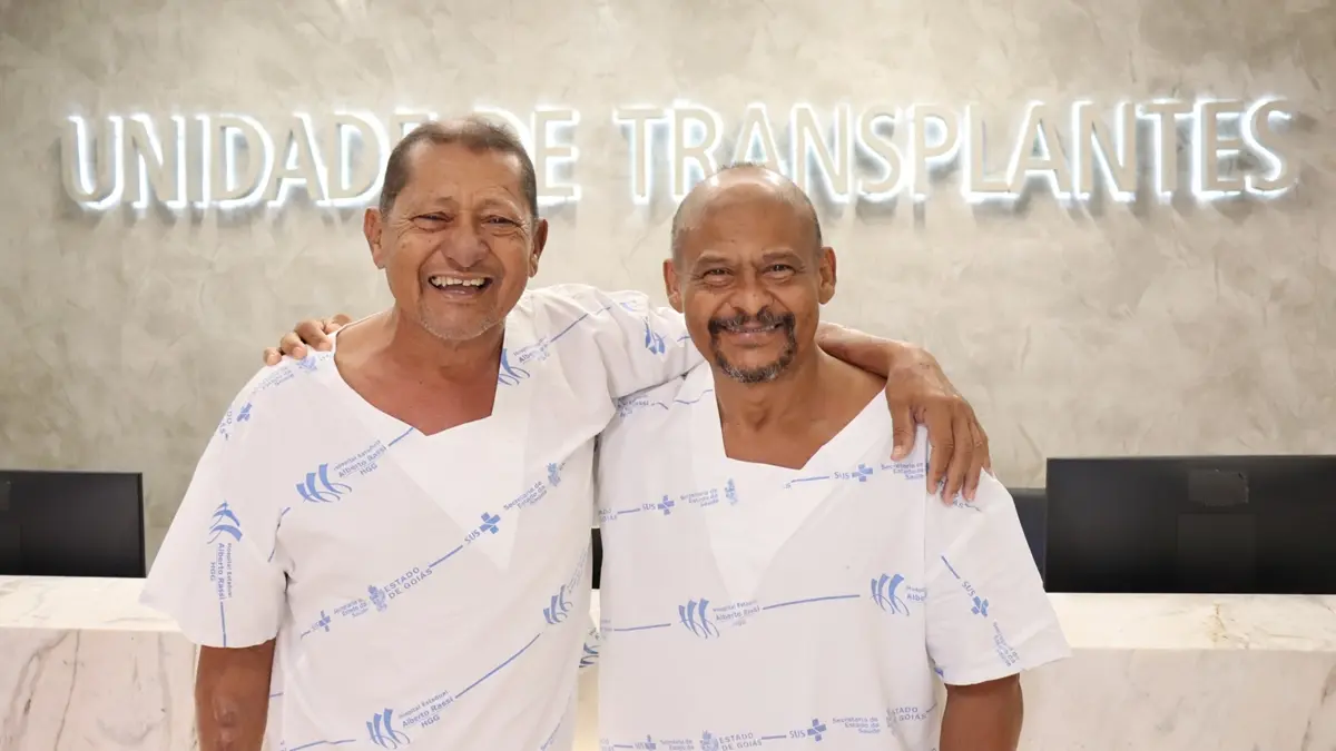Irmãos recebem rins da mesma doadora em transplantes inéditos em Goiás