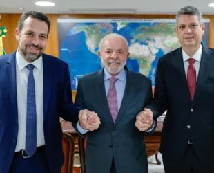 Guilherme-Boulos-Lula-e-Marcio-Macedo.jpg