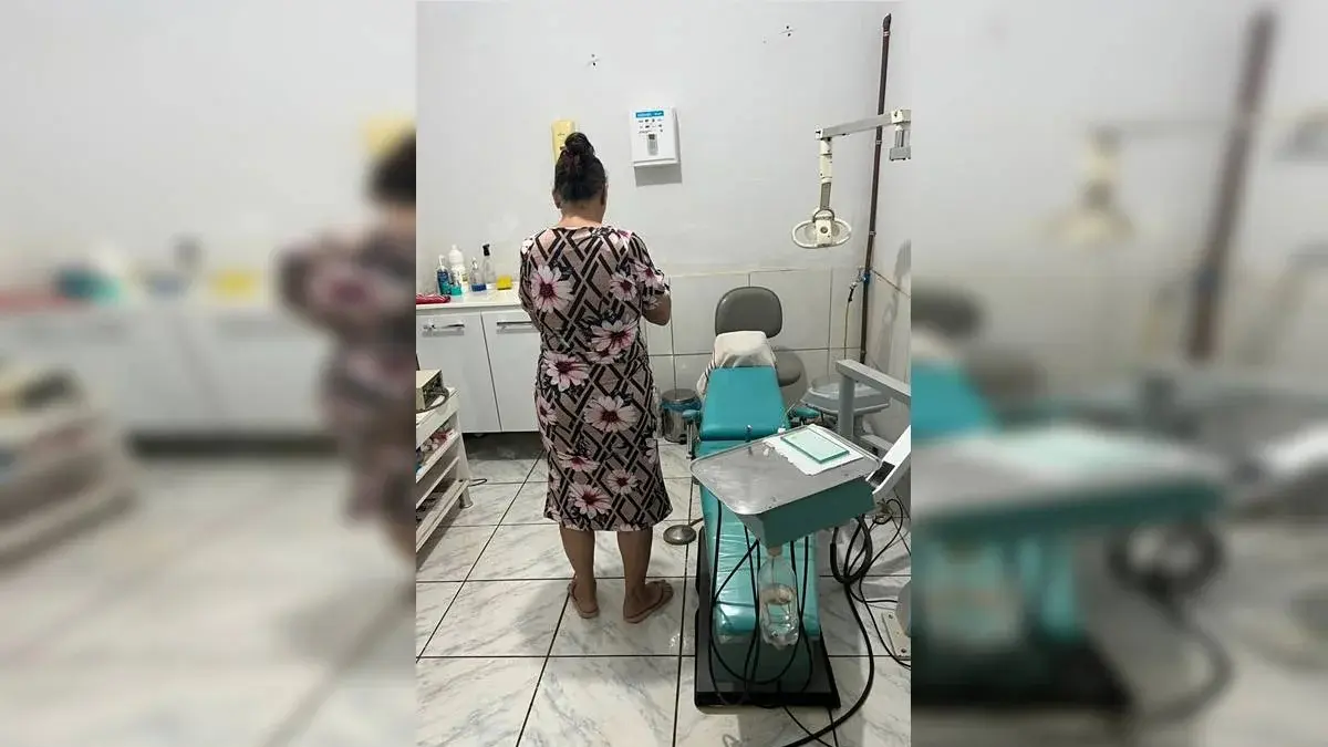 Polícia prende falsa dentista que atuava em consultório clandestino em Goiânia