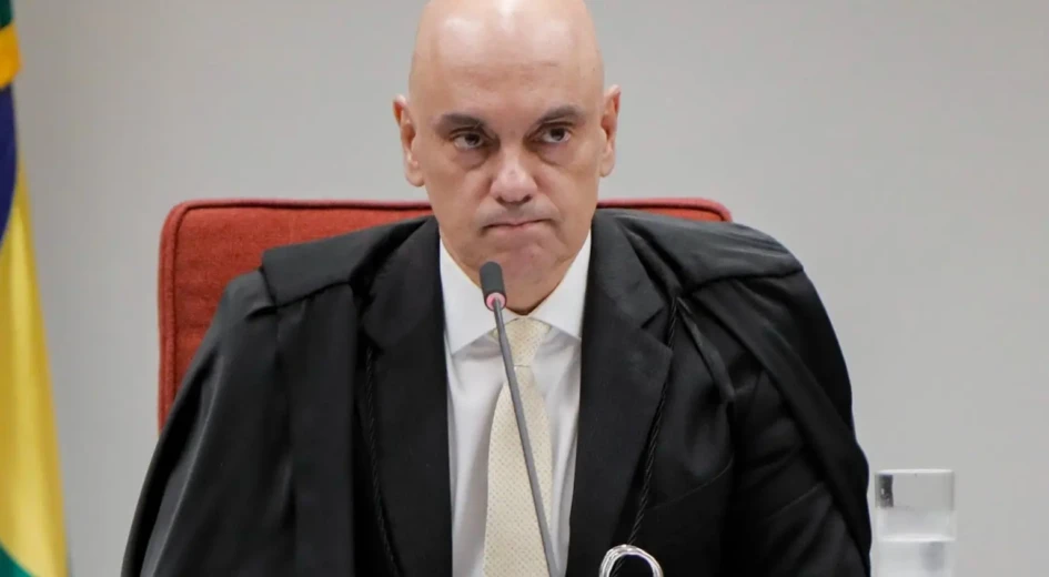 Oposição apresenta novo pedido de impeachment contra Moraes