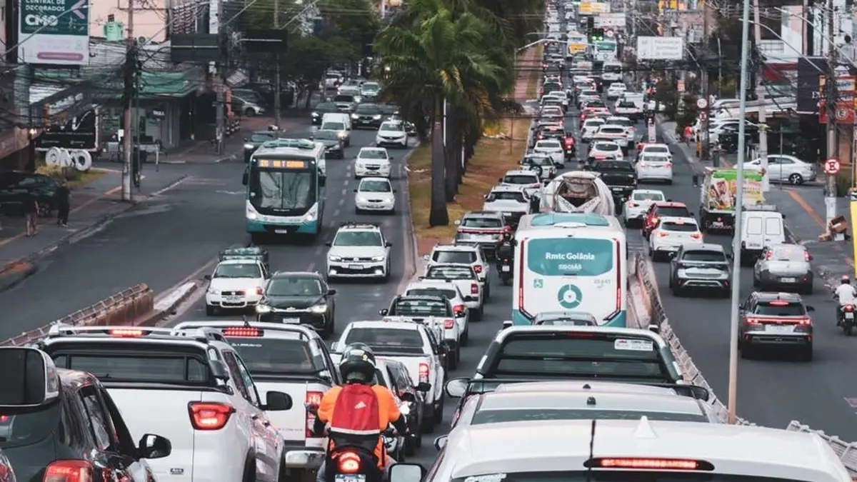 Prazo para pagar IPVA 2025 e licenciamento em Goiás encerra nesta sexta-feira