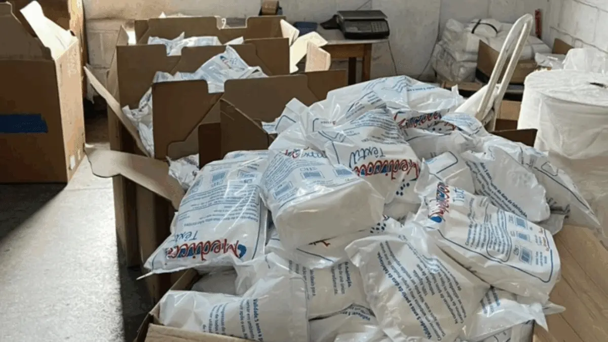 Polícia fecha fábrica clandestina de compressas de gaze hospitalar em Goiânia