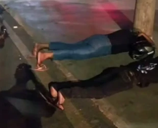 PM prende travesti e adolescente suspeitos de roubarem 4 pessoas em 24 horas, em Goiânia