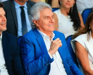 Goiás lança programa que deve levar mais de 2 mil goianos para o exterior