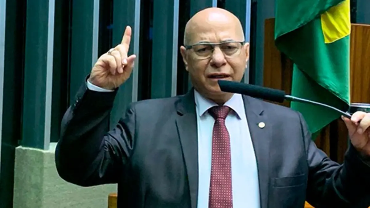 Professor Alcides votou para dificultar acesso ao aborto por crianças vítimas de estupro