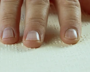 Câmara de Goiânia aprova carnê de IPTU em Braille