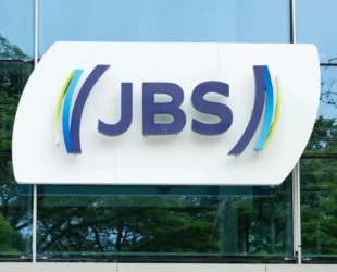 JBS firma acordo para comprar grande produtora de ovos nos Estados Unidos