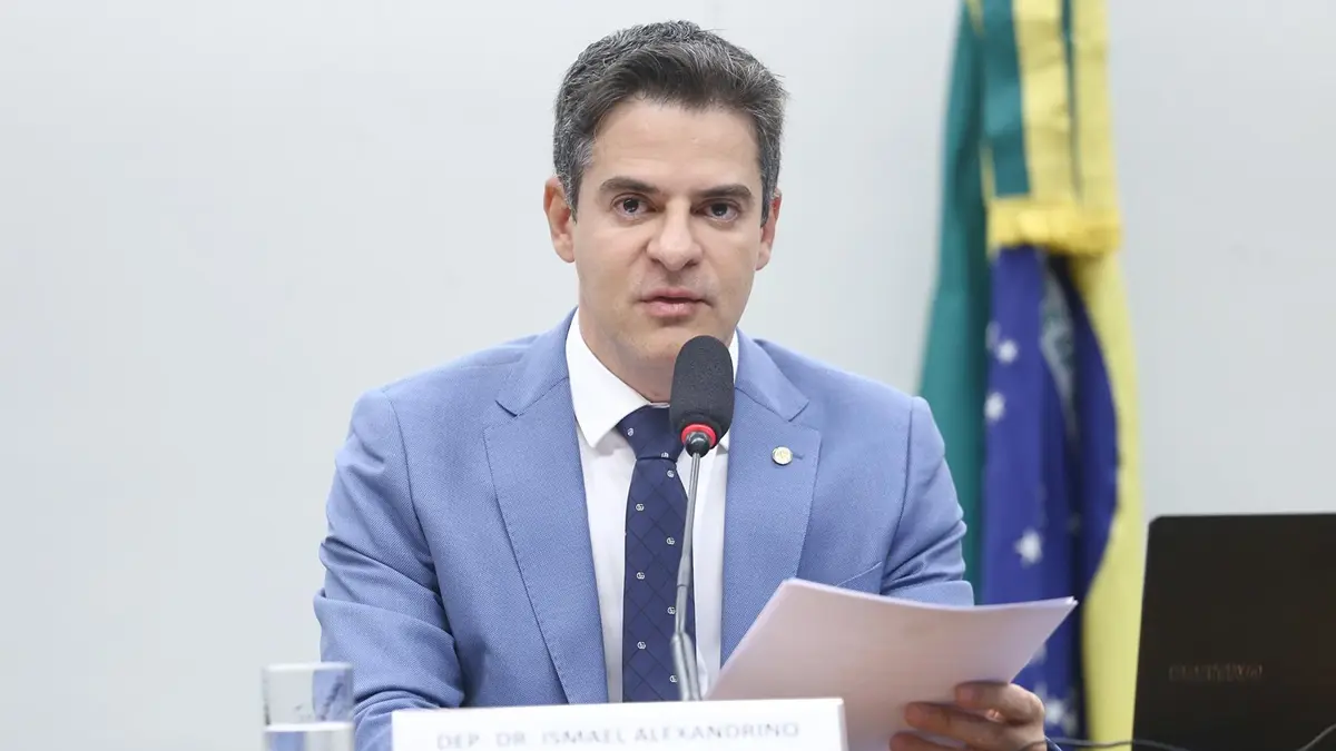 Ismael Alexandrino deixa cargos no PSD