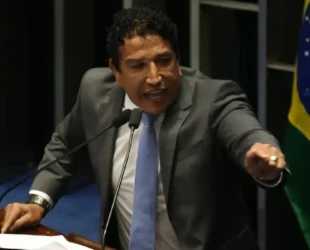 Bolsonaro 'não tem medo da Papuda', diz Magno Malta