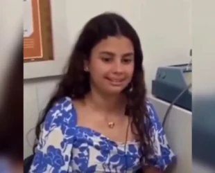 Adolescente com surdez profunda se emociona ao ouvir a mãe pela primeira vez