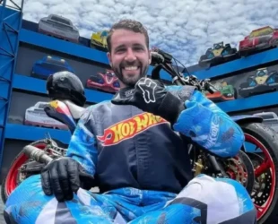 Motociclista acrobático morre em acidente no Beto Carrero World