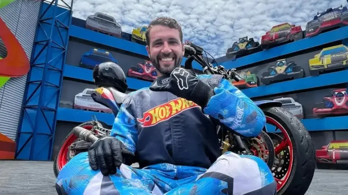 Motociclista acrobático morre em acidente no Beto Carrero World