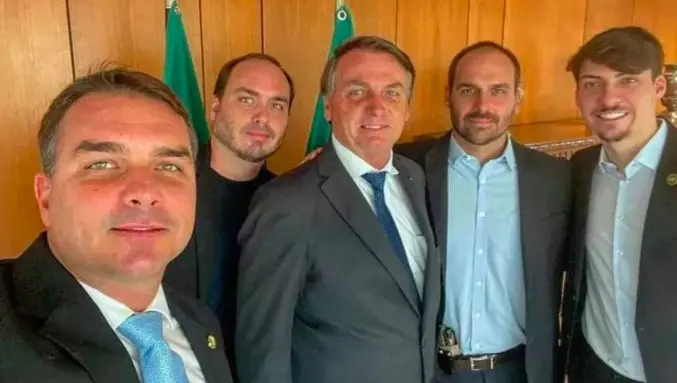 Captura de Tela 2025-11-24 às 22.22.09