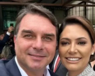 Michelle responde críticas de filhos de Bolsonaro