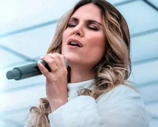 Aline Barros faz show no Natal do Bem, em Goiânia