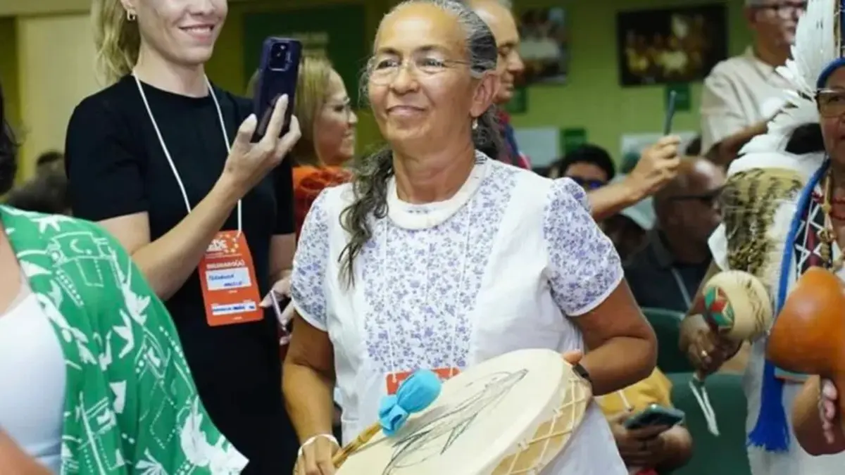 Heloísa Helena assume vaga de Glauber Braga, suspenso por seis meses na Câmara