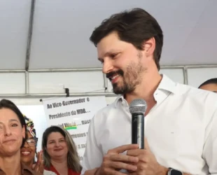 'Ela tem todo o meu apoio', diz Daniel sobre a pré-candidatura de Ana Paula ao Senado