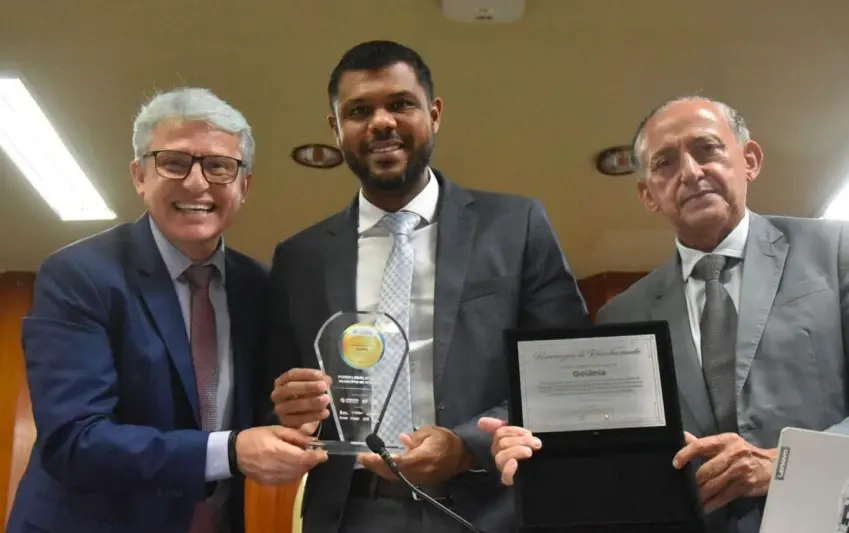 Captura de Tela 2025-12-16 às 21.55.54