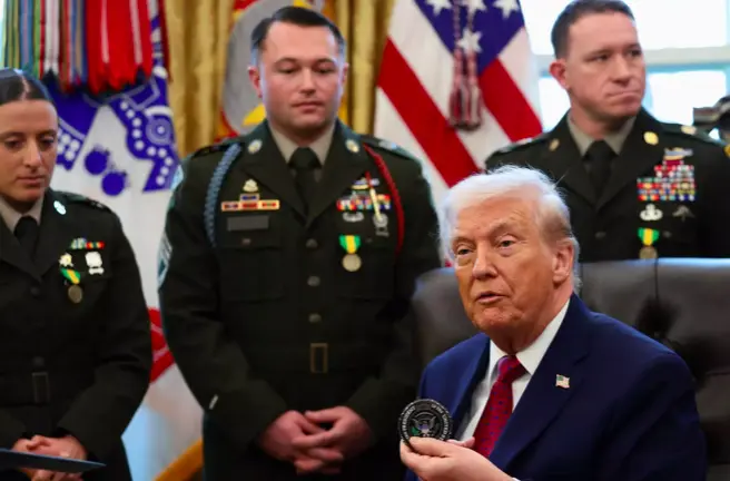 Captura de Tela 2025-12-16 às 23.32.07