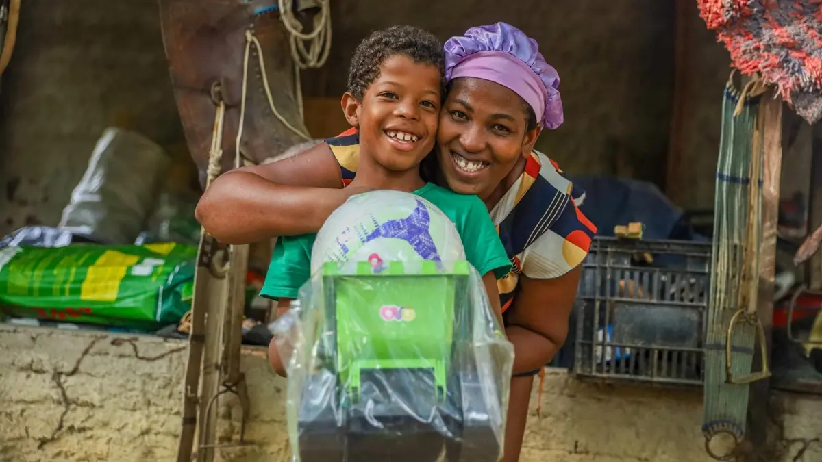Natal do Bem 2025 entrega 665 mil presentes para crianças de todo o Estado